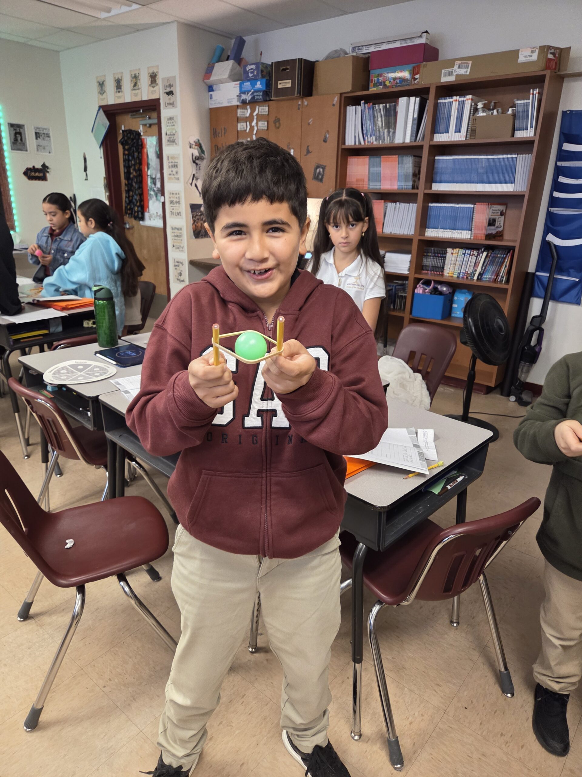 Familia multilingüe en Academy Del Sol Tucson